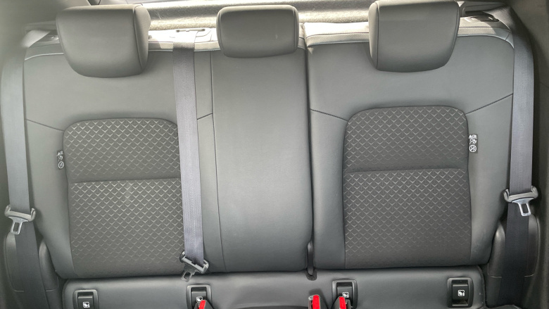 Nissan Juke 1.0 DiG-T 114 N-Connecta 5dr Petrol Hatchback